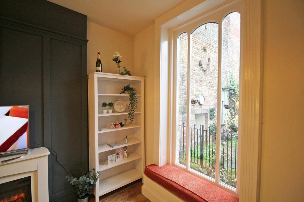 Unique Cambridgeshire Home Full Of Character Ely Exterior photo